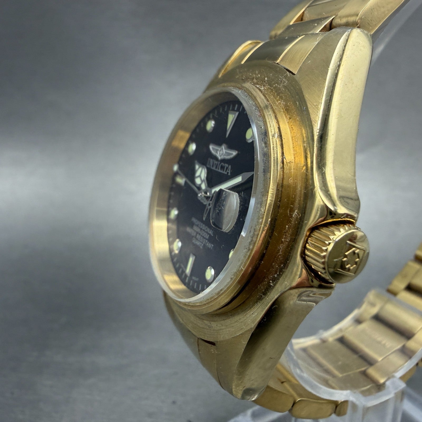 Invicta Pro Diver Watch Men 37mm Black Dial Gold Tone Date 8936 READ New Battery4