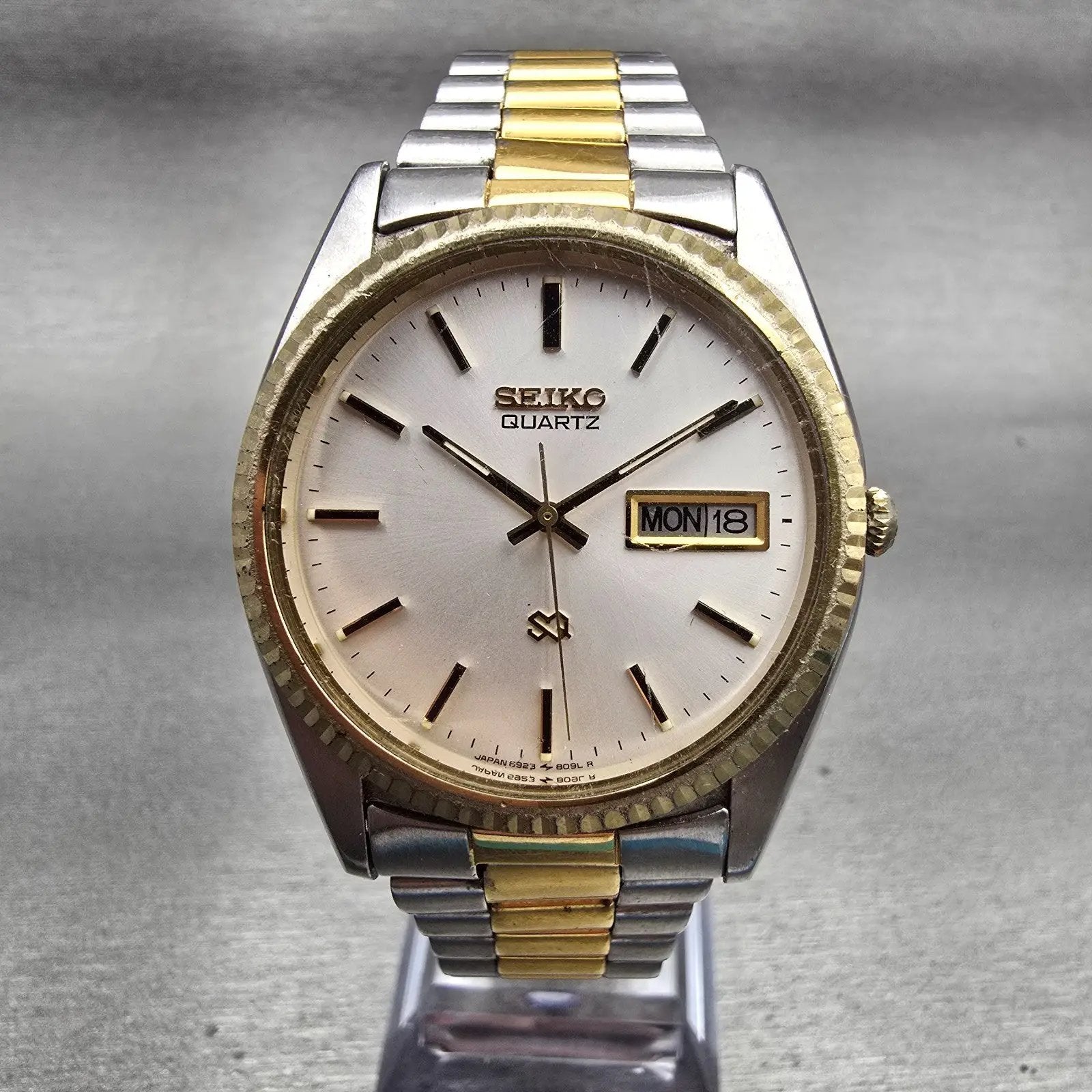 Seiko SQ President Watch Men 35mm Silver Dial Two Tone Daydate 6923-8080 New Bat0