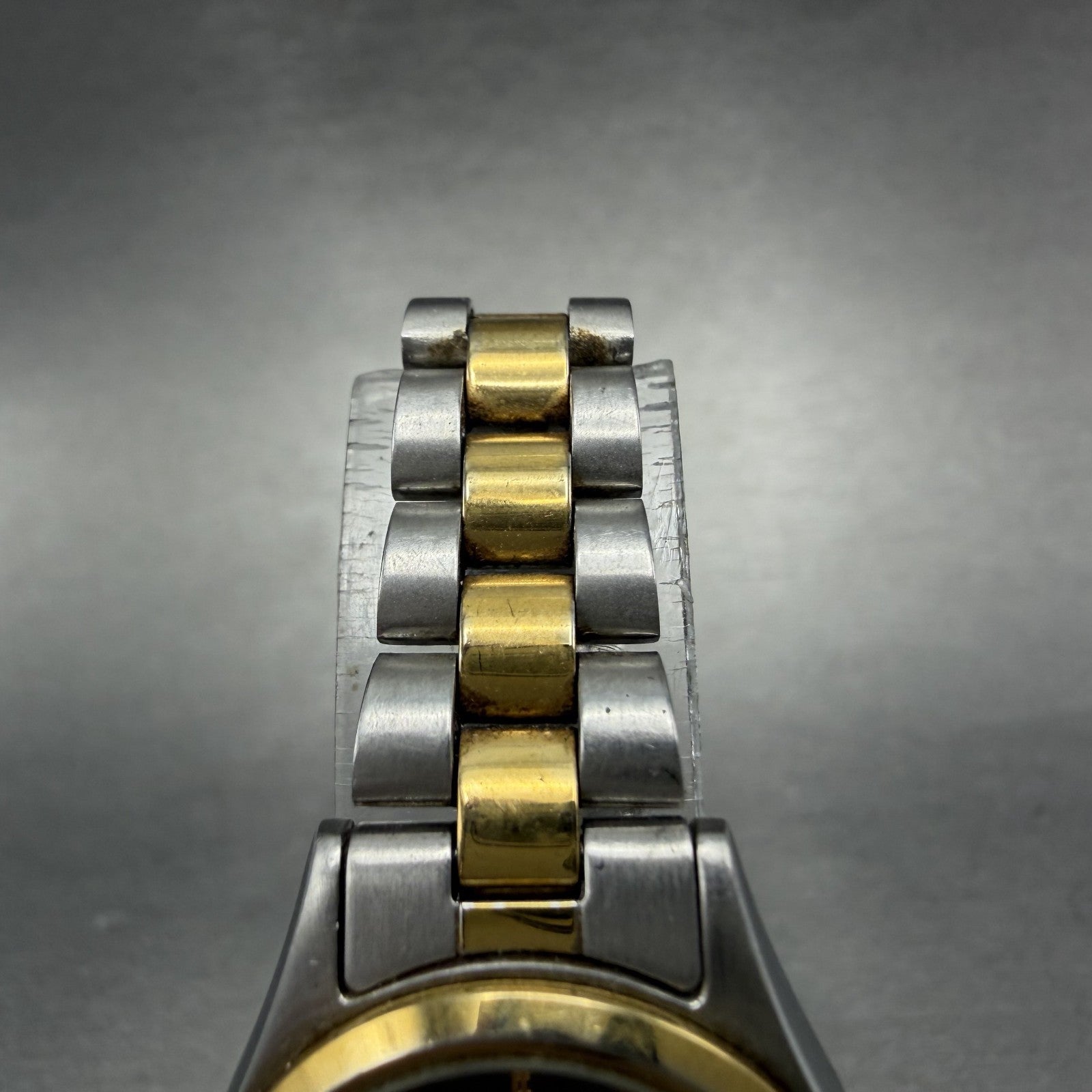 Citizen CQ Watch Women 24mm Gray Dial Two Tone Daydate 6000-K04069 New BatteryAB4