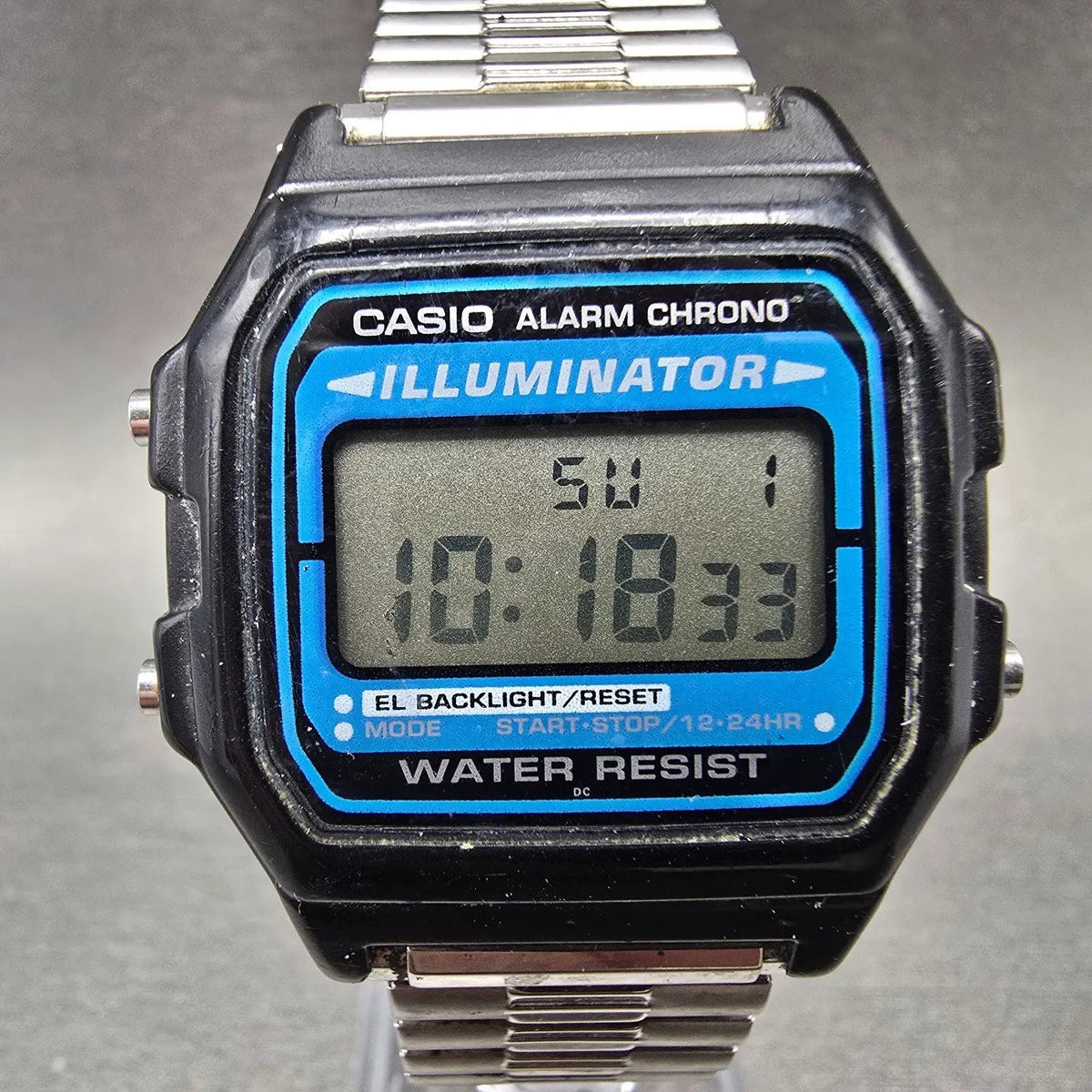 Casio F-105 Watch Men 36mm Blue Black Alarm Chronograph Octagon New Battery0