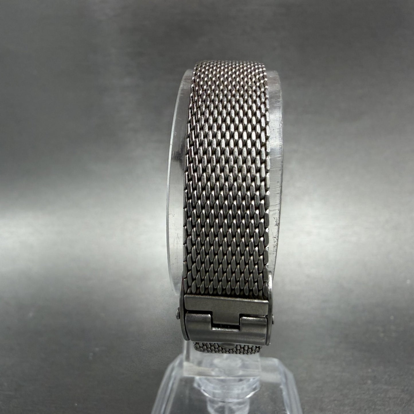 Citizen CQ Watch Women 26mm Silver Dial Silver Tone Daydate 6000-R07299 New Batt7