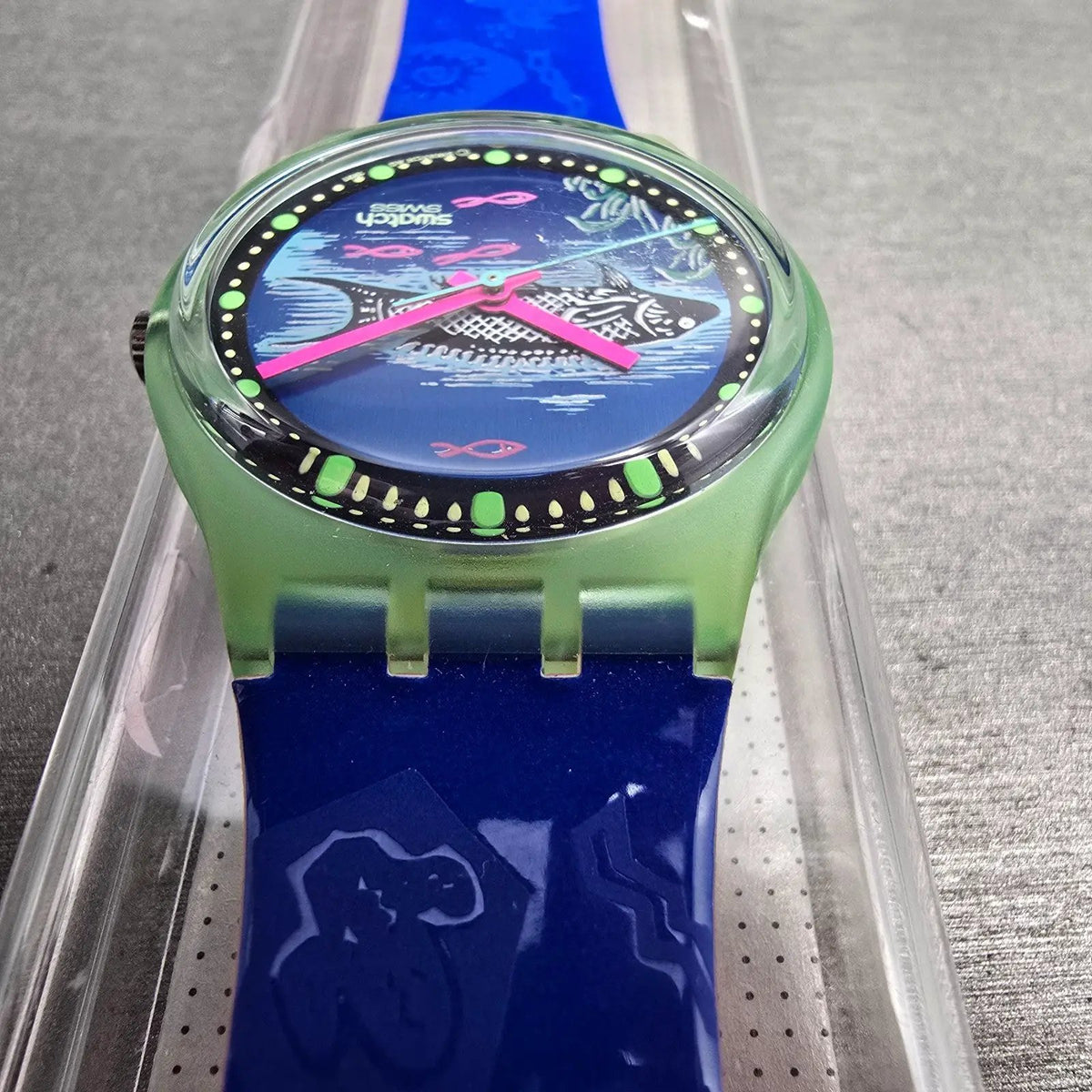 Swatch Frische Fische Watch Men 34mm Blue Dial Green Case GG116 New Battery NOS7