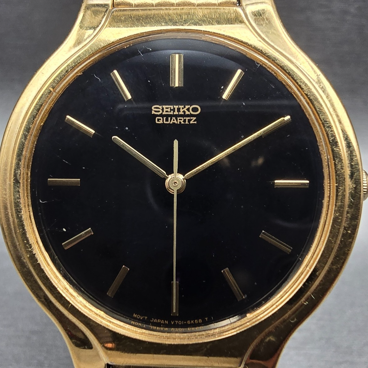 Seiko Watch Women 34mm Black Dial Gold Tone Round V701-6K69 New Battery1