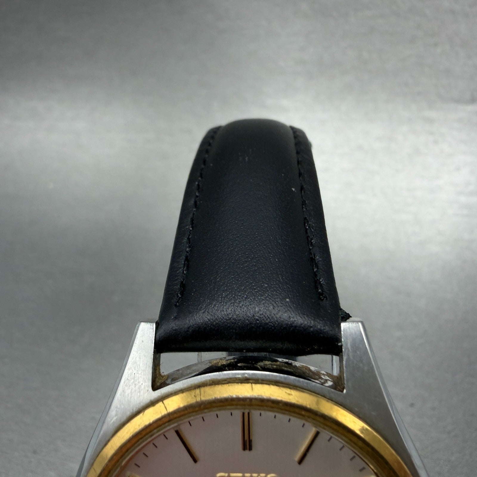 Seiko Watch Men 37mm Silver Dial Two Tone Daydate Round 7N43-9048 New Battery M34