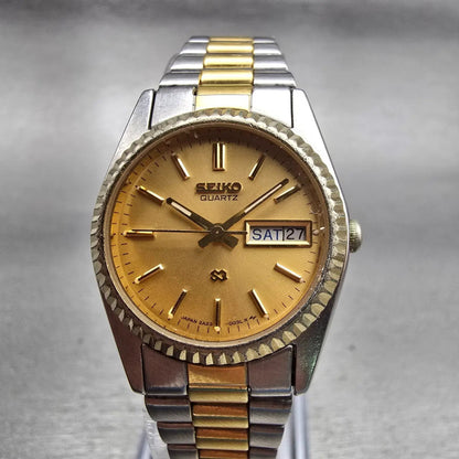 Seiko SQ Watch Women 24mm Gold Dial Two Tone Daydate 2A23-0030 New Battery VTG0