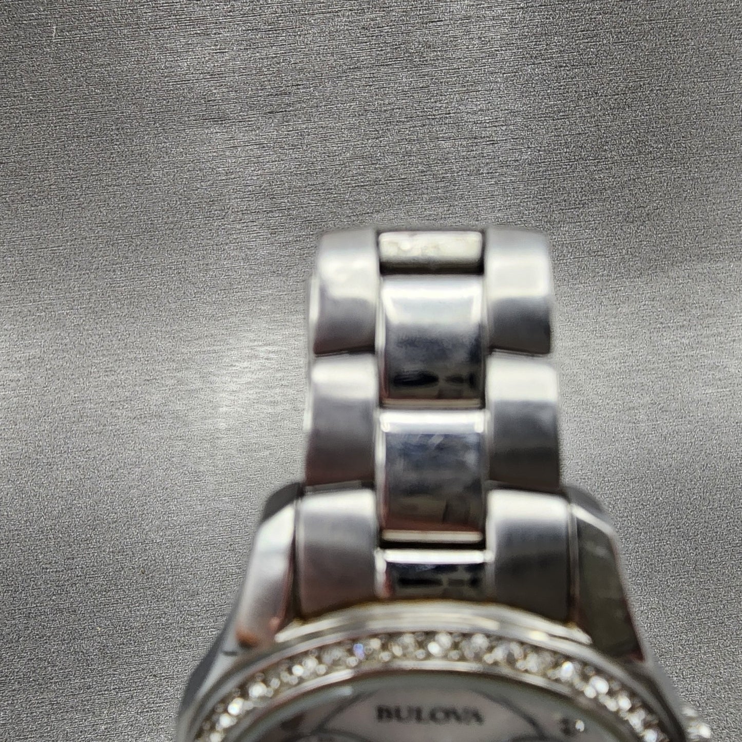 Bulova Watch Women 35mm MOP Dial Silver Tone Daydate Round 96N111 New Battery4