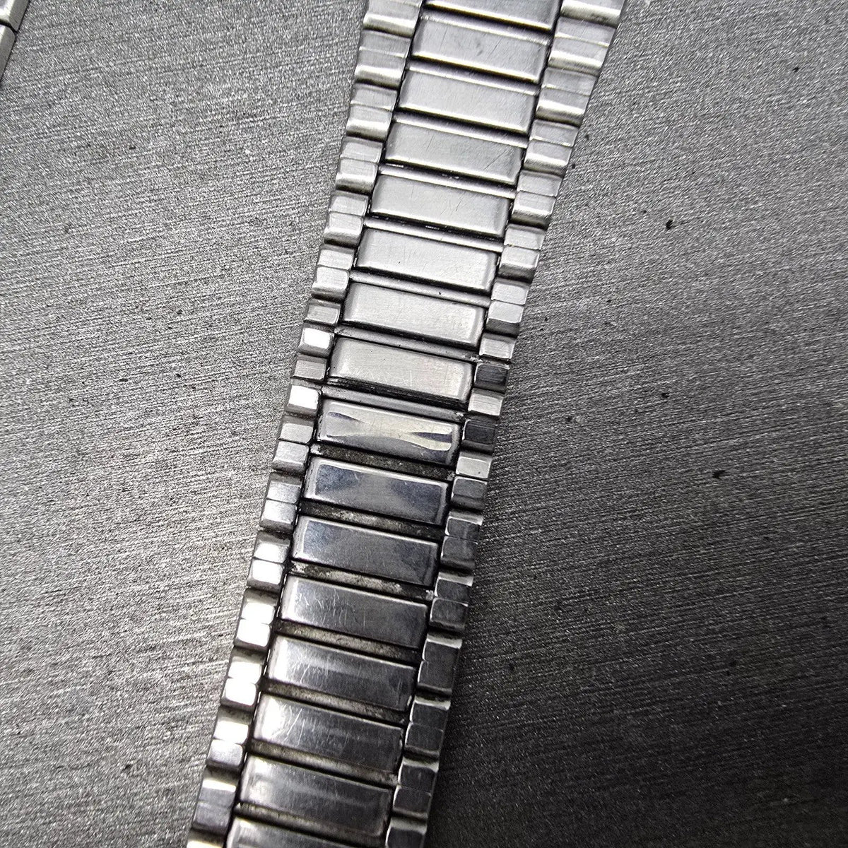 Seiko Bracelet 10mm Stainless Steel Gold Tone Vintage Japan Z4219