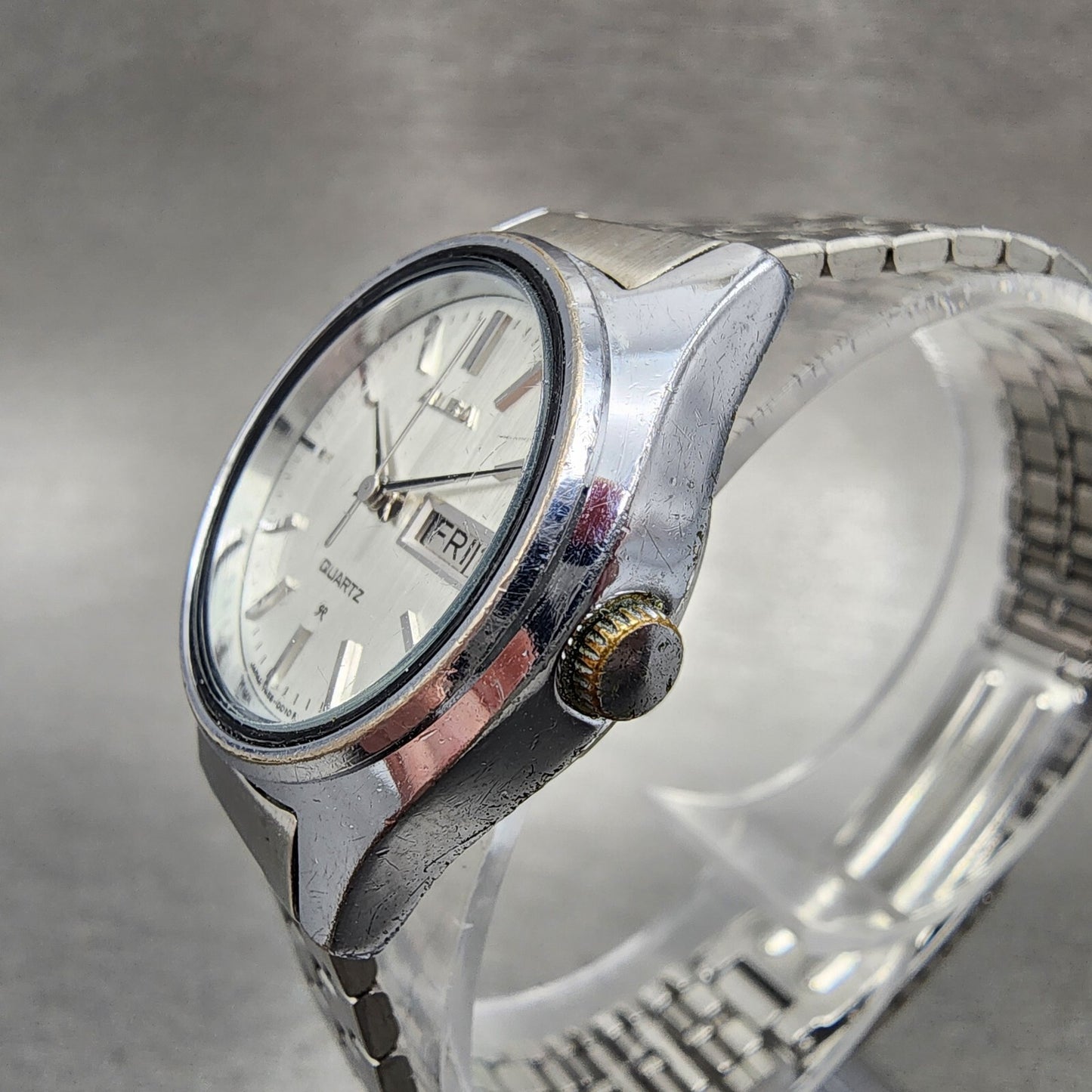 Seiko ALBA Watch Women 25mm Silver Dial Silver Tone Daydate Round New Battery2