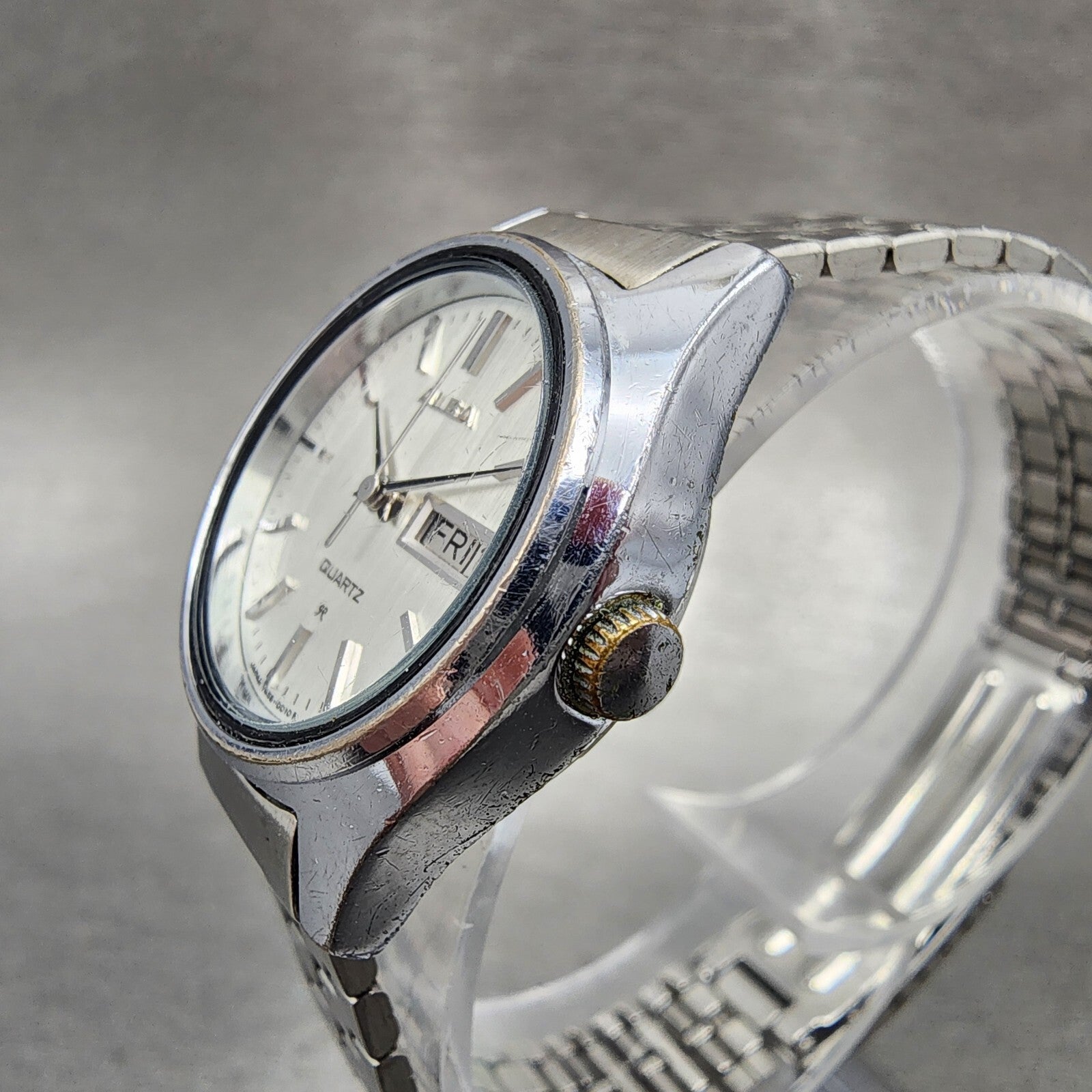 Seiko ALBA Watch Women 25mm Silver Dial Silver Tone Daydate Round New Battery2