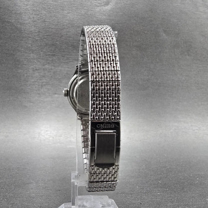 Seiko Automatic Watch Women 27mm Silver dial Silver Tone Date 2517-0460 Runs7