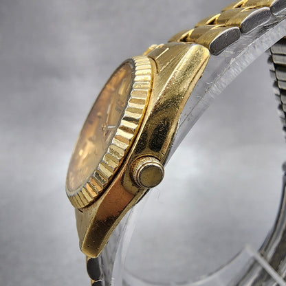 Seiko SQ Watch Women 25mm Gold Dial Gold Tone Daydate Round 2A230039 NewBat VTG2