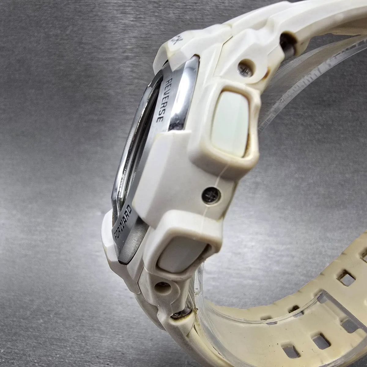 Casio G-Shock GW-M850 Watch Men 42mm White Alarm Chronograph Digital Solar RunsK2