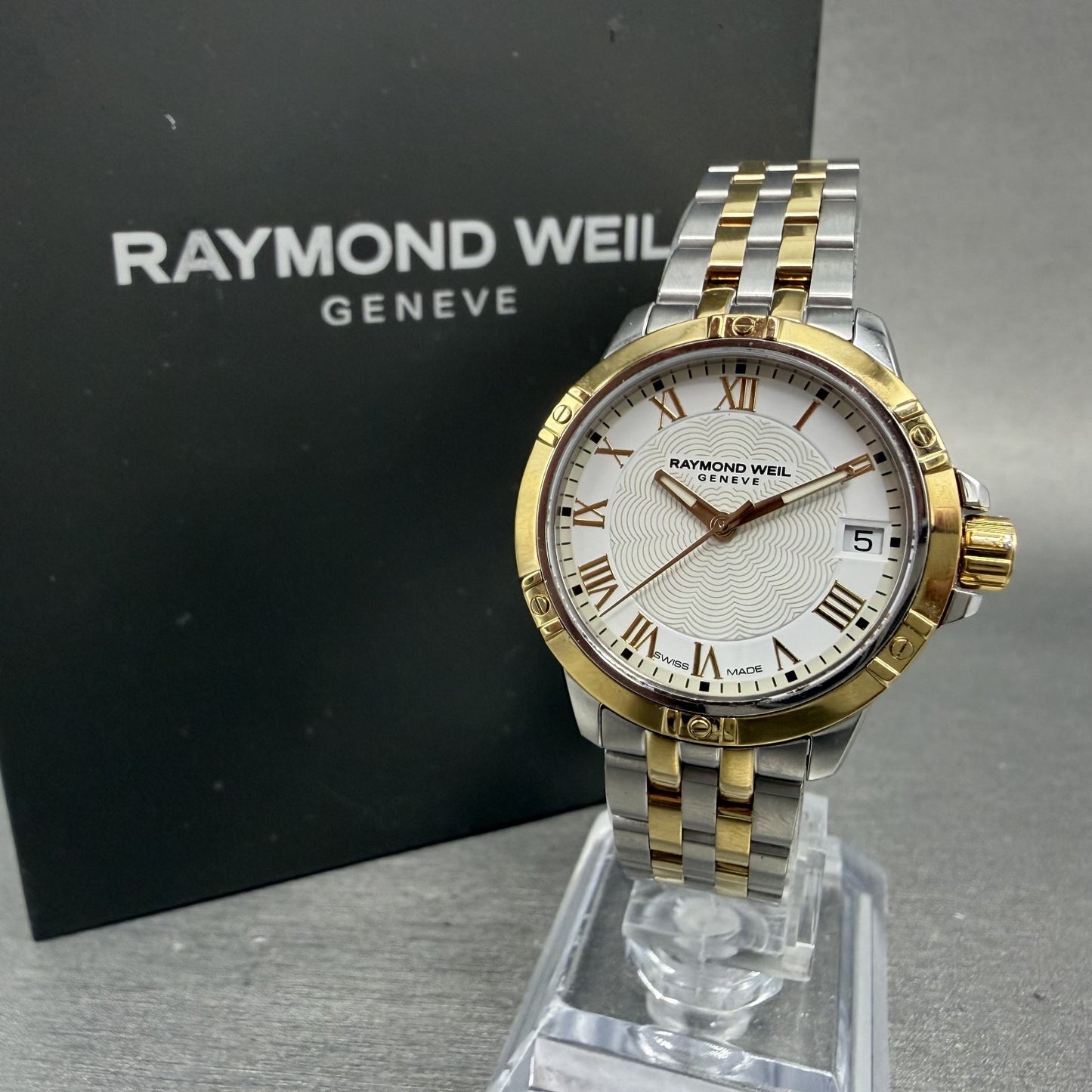 Raymond Weil Tango Watch Women 30mm White Dial Two Tone Date 5960 New Battery0