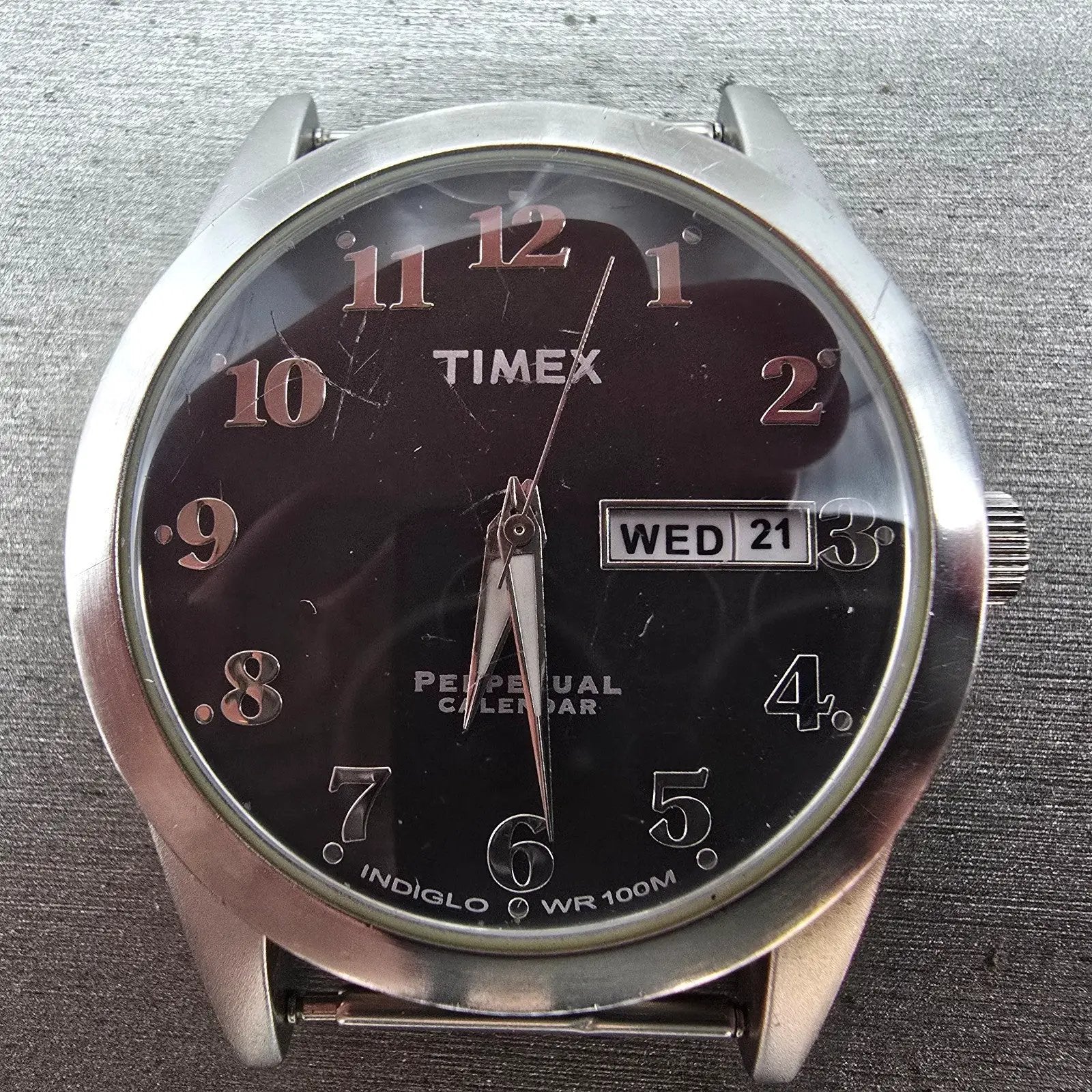 Timex Prepetual Calendar Watch Men 37mm Gray Dial Silver Tone Daydate PARTS2