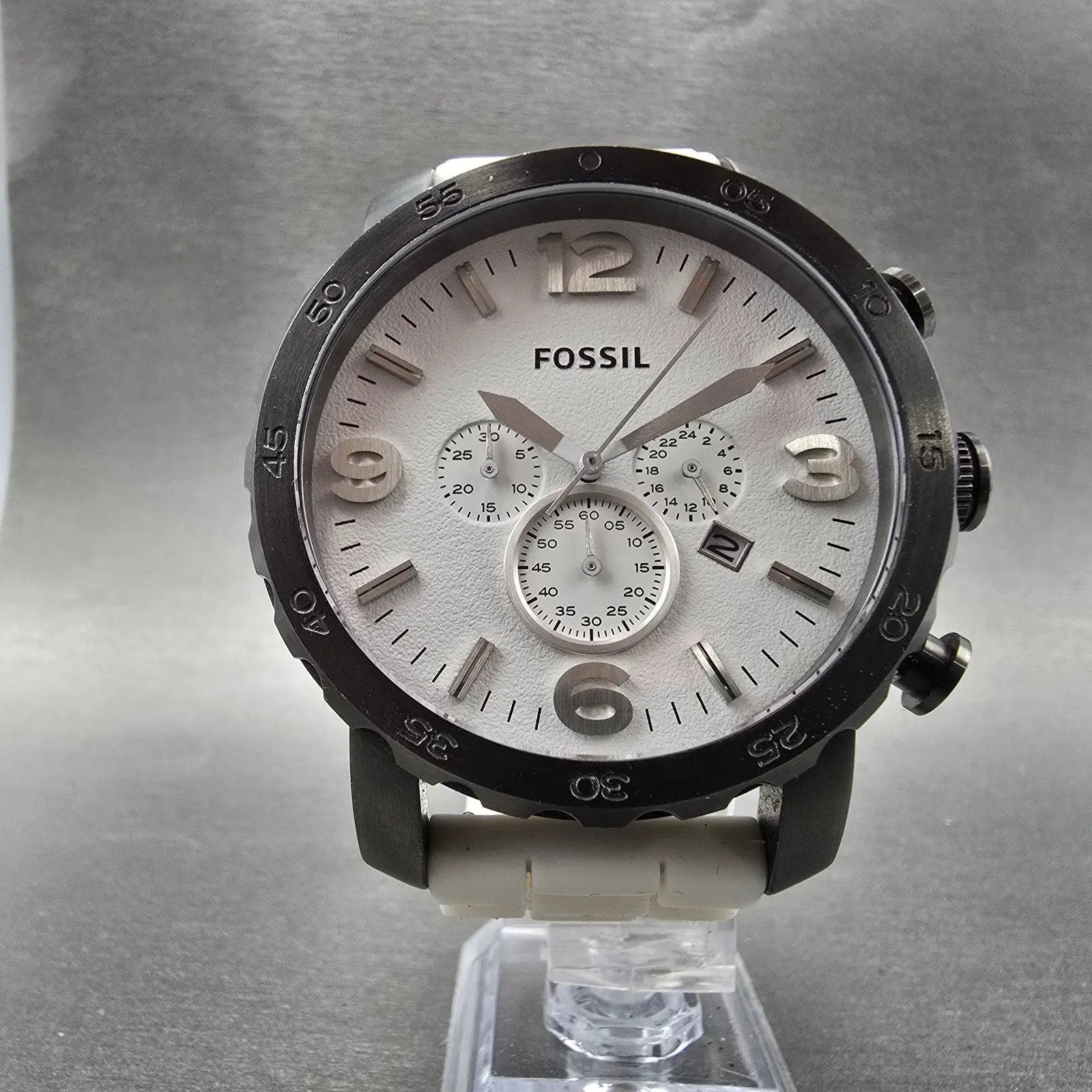 Fossil Chronograph Watch Men 50mm White Dial Black Tone Date JR-1427 New Battery5