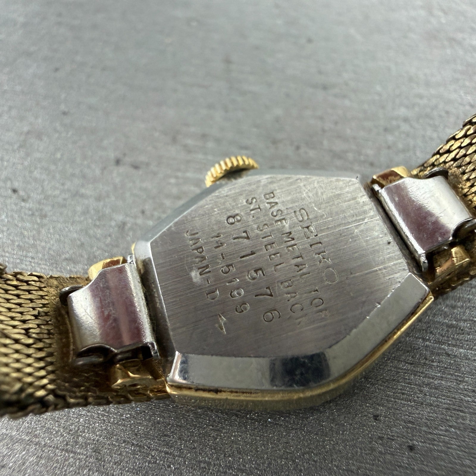 Seiko Watch Women 16mm Champagne Dial Gold Tone Manual Hexagon 11-5199 Runs HJ69