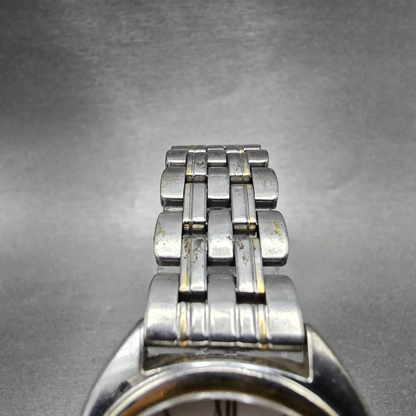 48425305
