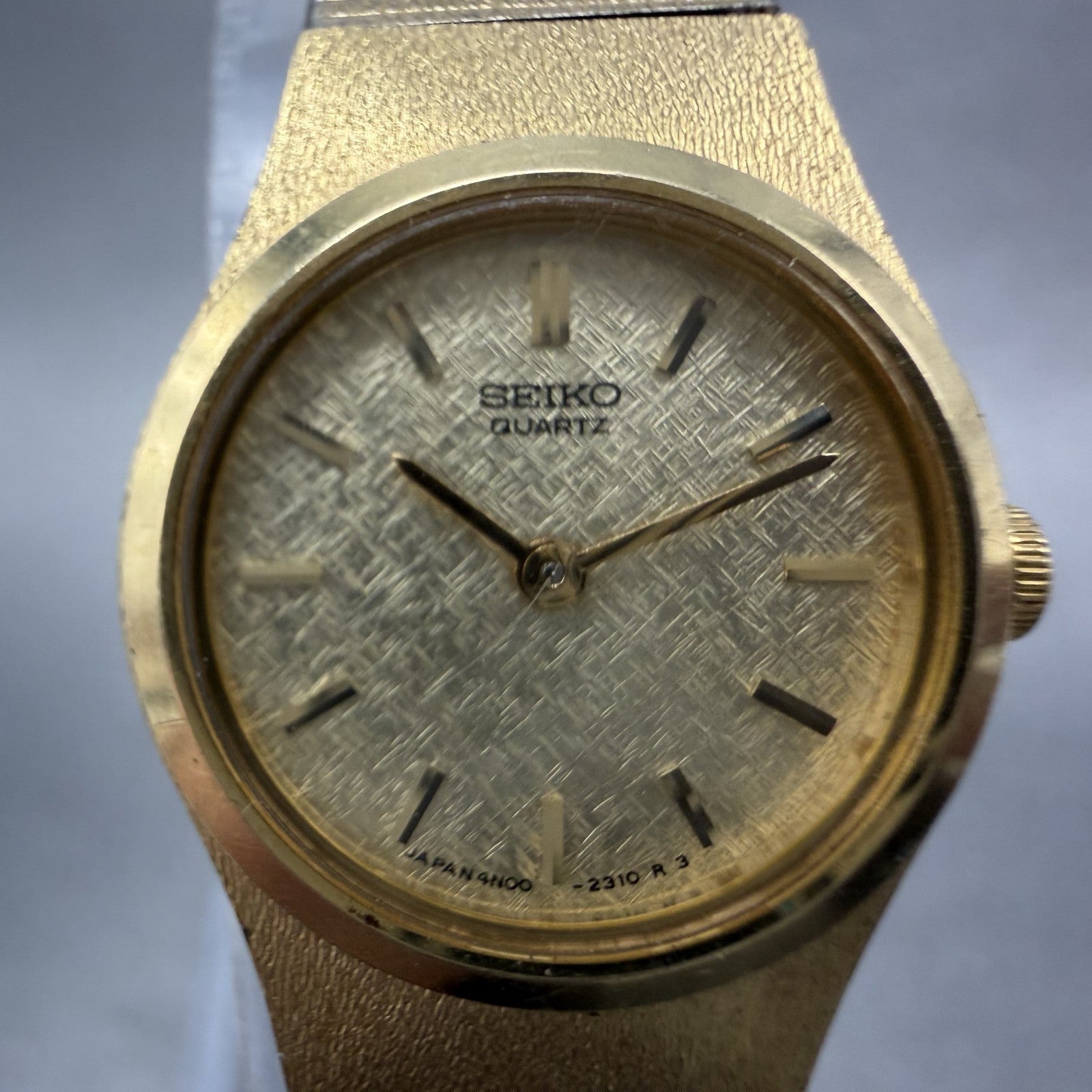 Seiko Watch Women 18mm Champagne Dial Gold Tone Round 4n00-0669 New Battery ABC1