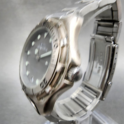 QuikSilver Dive Watch Men 35mm Gray Dial Silver Tone Date Round QS221 New Batt2