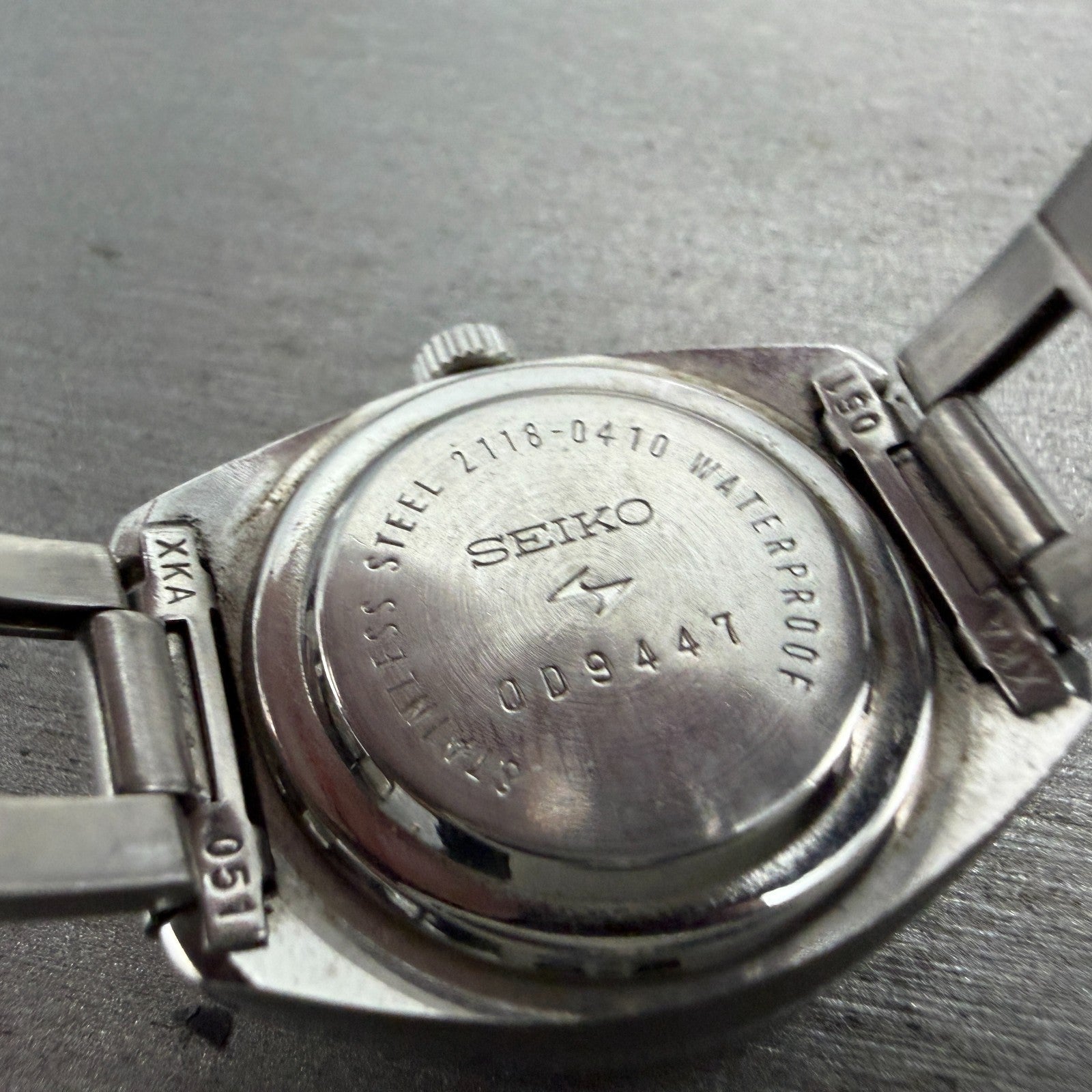 Seiko Watch Women 26mm Silver Dial Silver Tone Date Manual 2118-0410 Runs VTG9