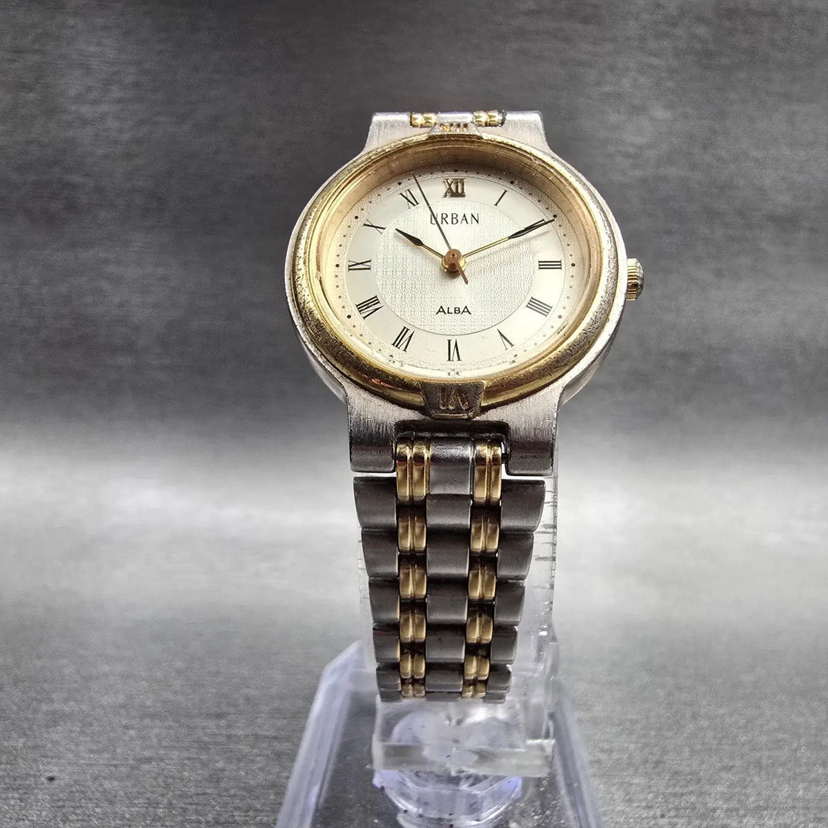 Alba Urban Watch Women 24mm Champagne Dial Two Tone Round V301-6A30 New Battery5