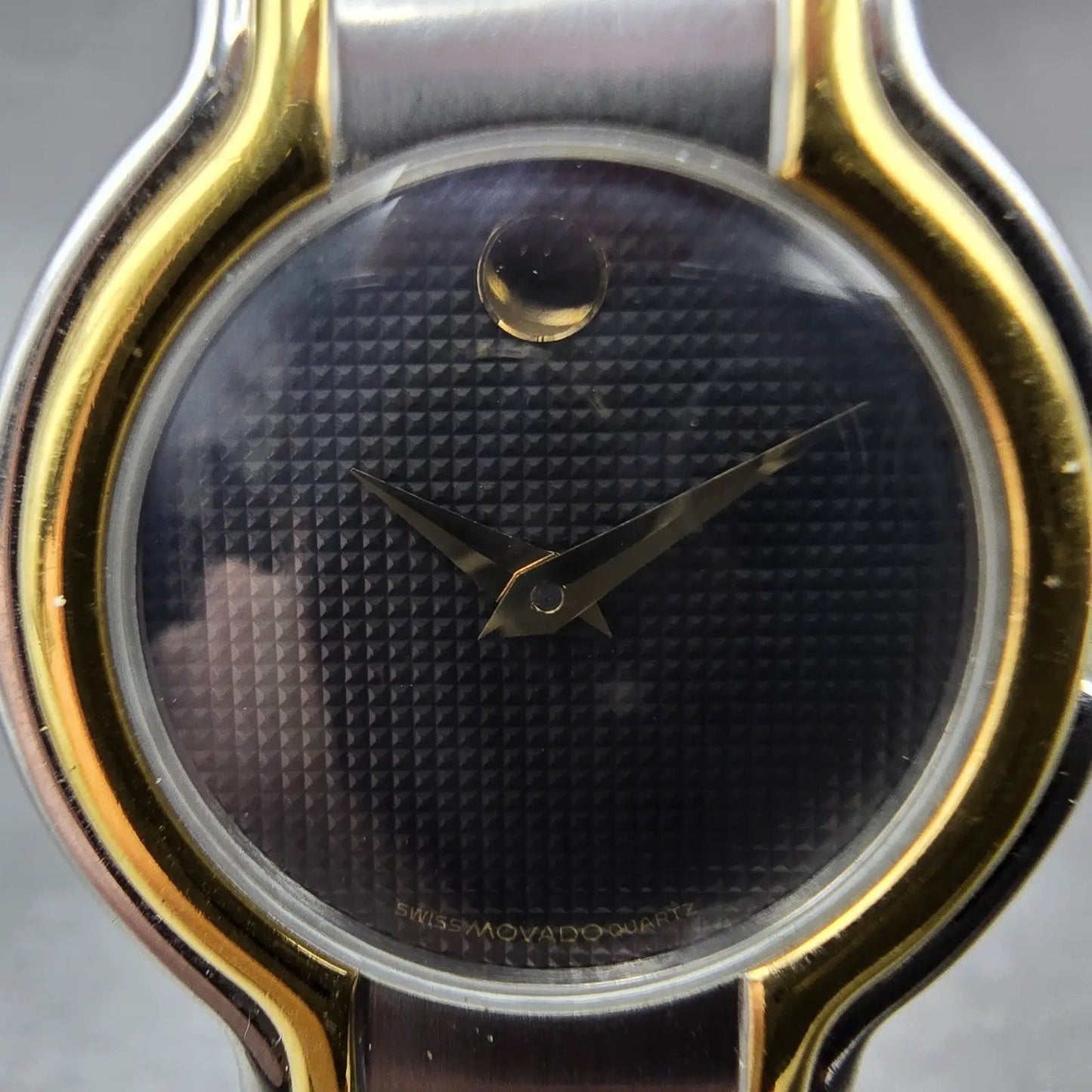 Movado Museum Watch Women 26mm Black Dial Two Tone Round 81.A1.841 New BatteryA1