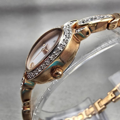 Bulova Watch Women 17mm MOP Dial Gold Tone Gemmed Oval 98L200 New Battery AD2