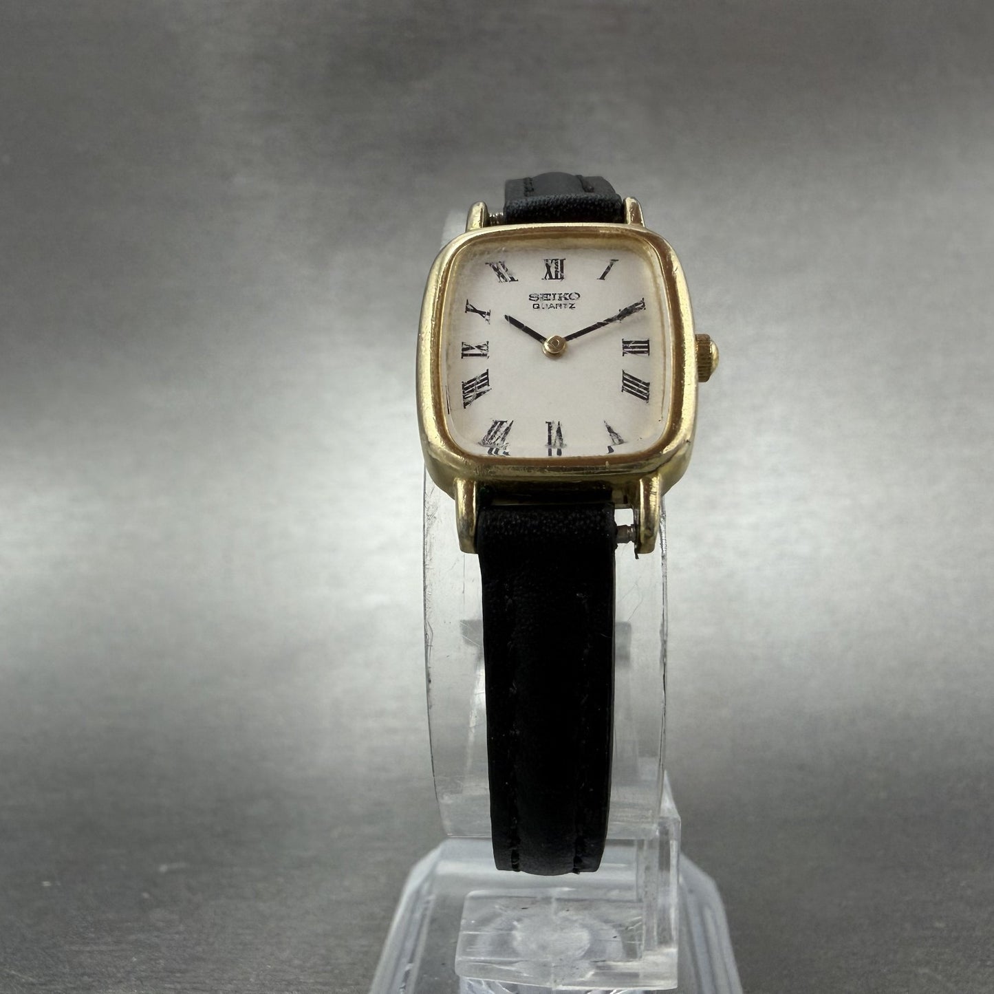 Seiko Watch Women 17mm White Dial Gold Tone Rectangle 2Y00-5A00 New Battery5