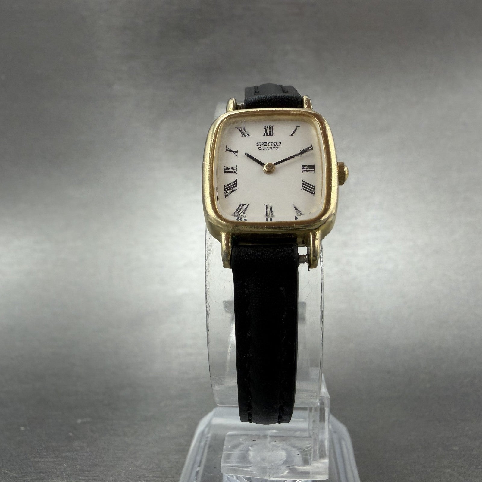 Seiko Watch Women 17mm White Dial Gold Tone Rectangle 2Y00-5A00 New Battery5