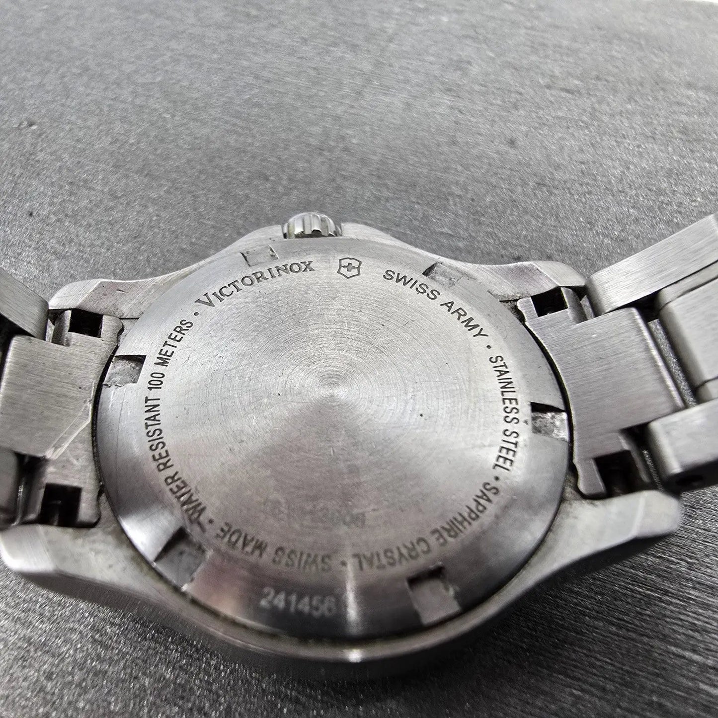 Victorinox Swiss Army Officer Watch Women 28mm Black Dial Steel Date New Battery9