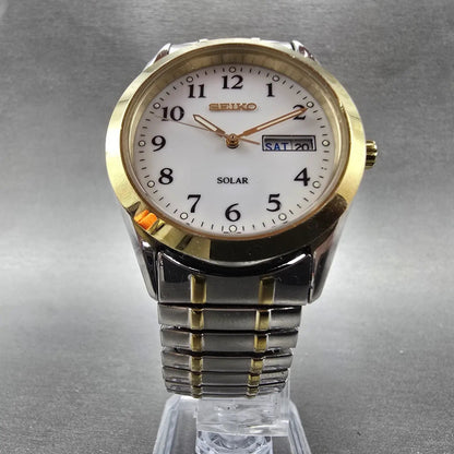 Seiko Solar Watch Men 37mm White Dial Two Tone Daydate Round V158-0AB0 Runs HNJJ5