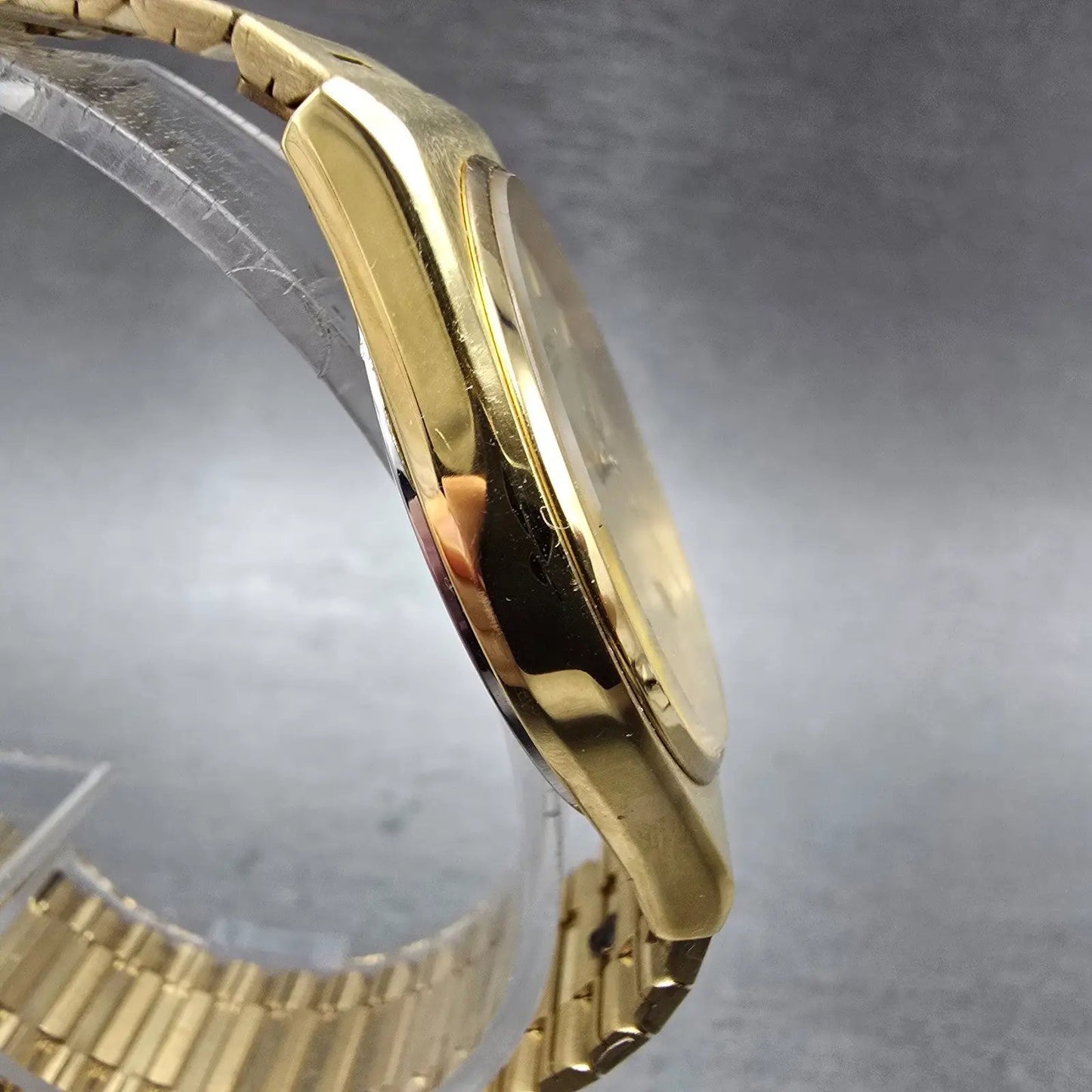 Seiko Watch Men 33mm Champagne Dial Gold Tone Daydate 5Y23-8119 New Battery VTG3