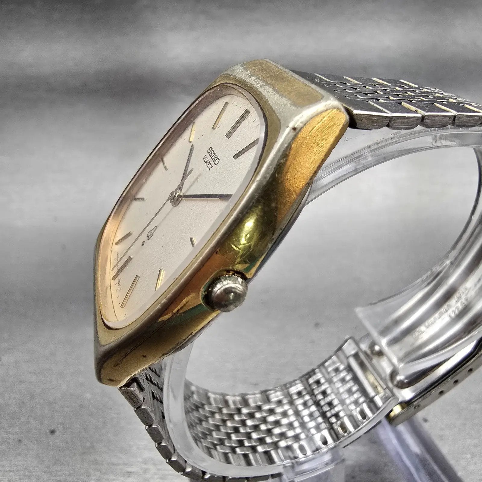 Seiko Watch Men 32mm Champagne Dial Gold Tone Rectangle 7830-5020 New Battery2