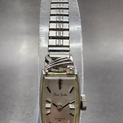 Seiko Fine Seiko Watch Women 12mm Silver Dial Silver Tone Manual 15203370 Runs4