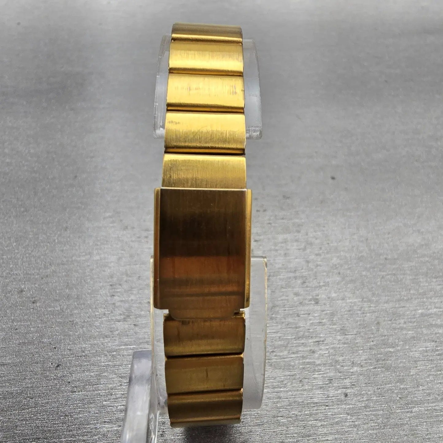 Citizen CQ Watch Women 17mm Champagne Dial Gold Tone 3220-S60228 New Battery VTG7