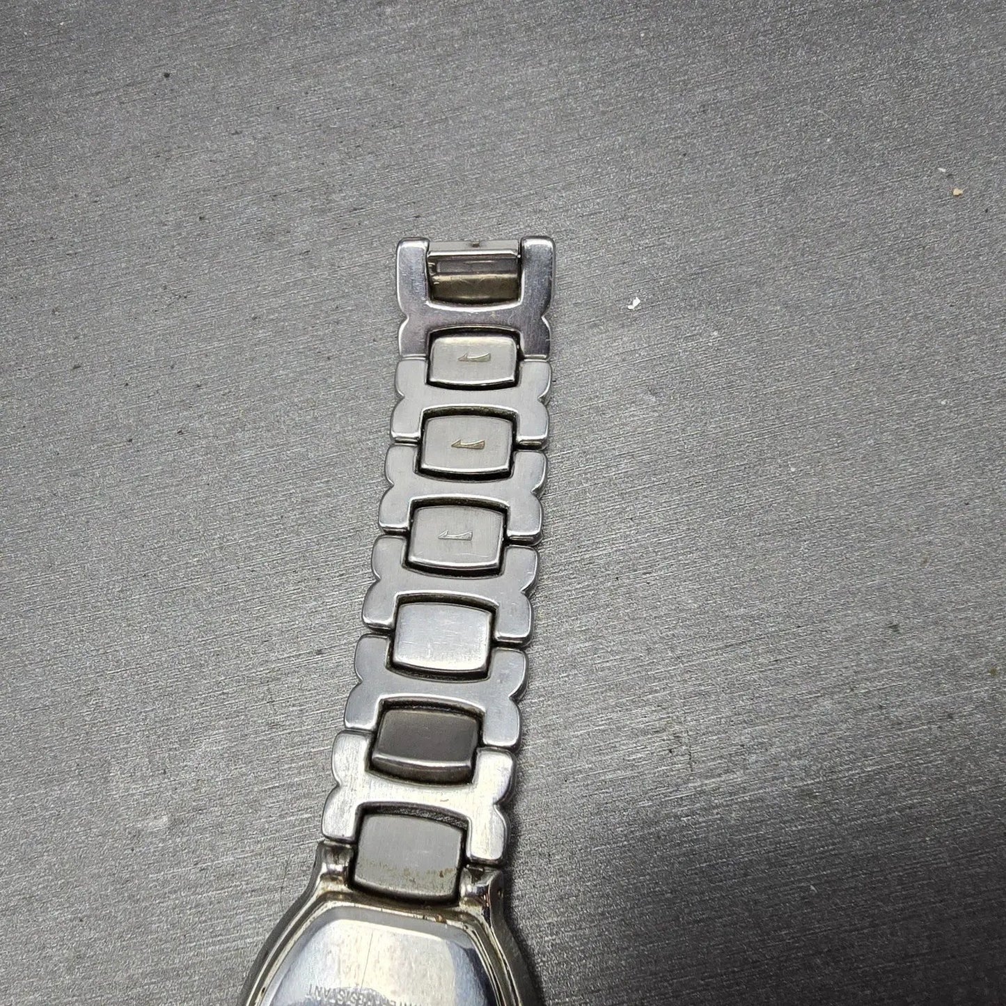 Playboy Watch Men 29mm White Dial Silver Tone Oval New battery MISSING CLASP!!!16