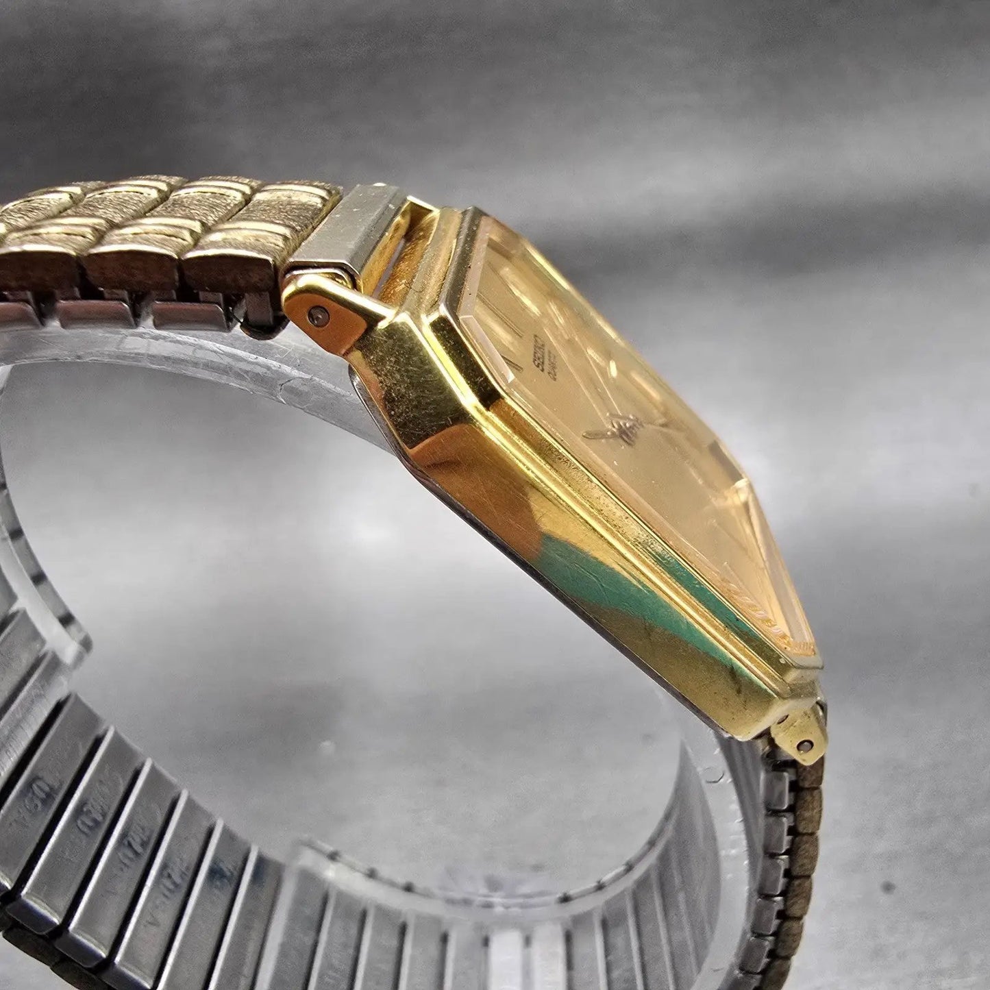 Seiko Watch Men 27mm Gold Dial Gold Tone Rectangle 6531-5100 New Battery Vintage3