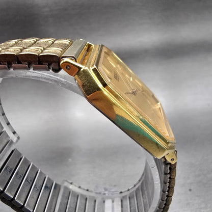 Seiko Watch Men 27mm Gold Dial Gold Tone Rectangle 6531-5100 New Battery Vintage3