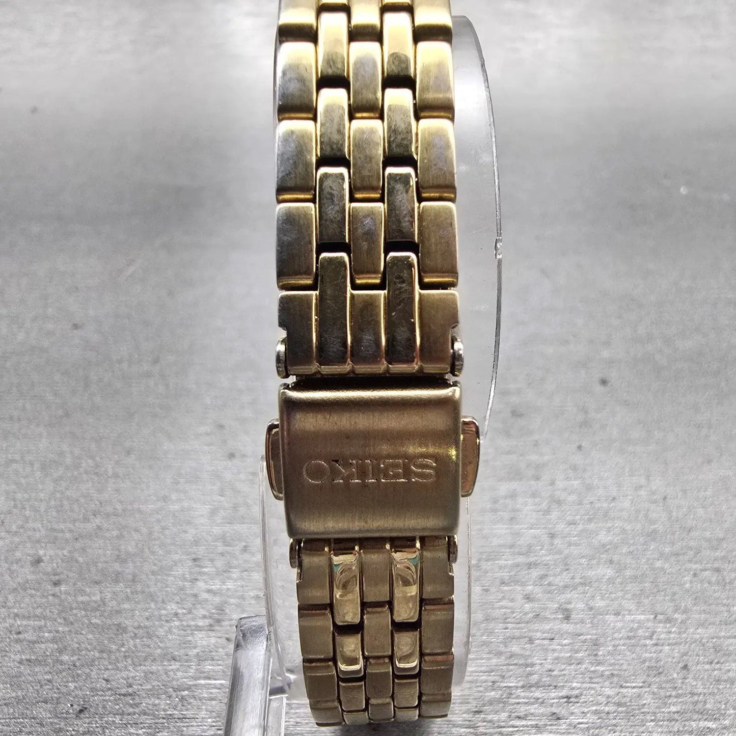 Seiko Watch Women 23mm White Dial Gold Tone Daydate Round 7N83-0011 New Battery7
