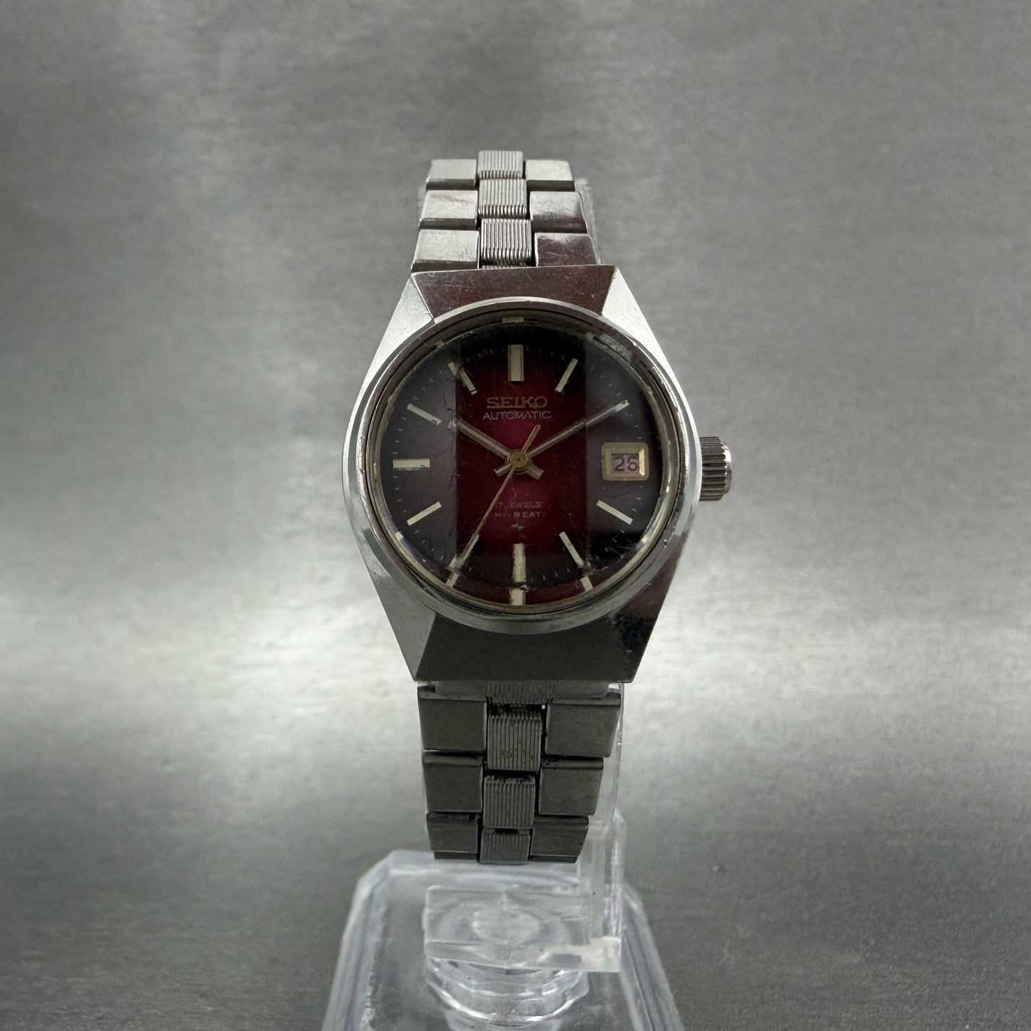 Seiko Automatic Watch Women 24mm Red Dial Silver Tone Date 2205-0679 Runs ABC5