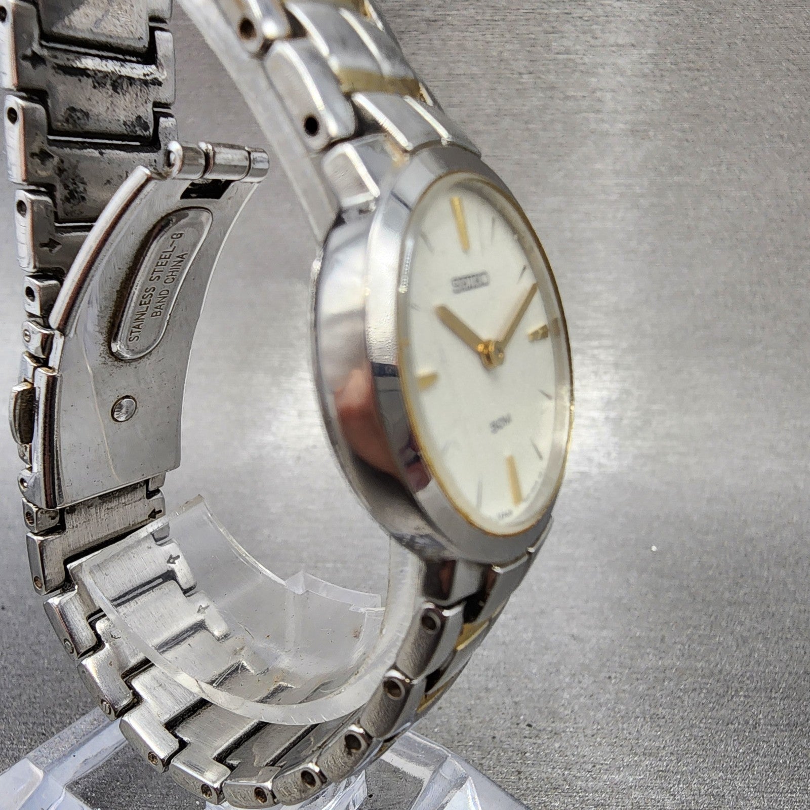 Seiko 50m Watch Women 25mm White Dial Two Tone Round 7n000ar0 New Battery3