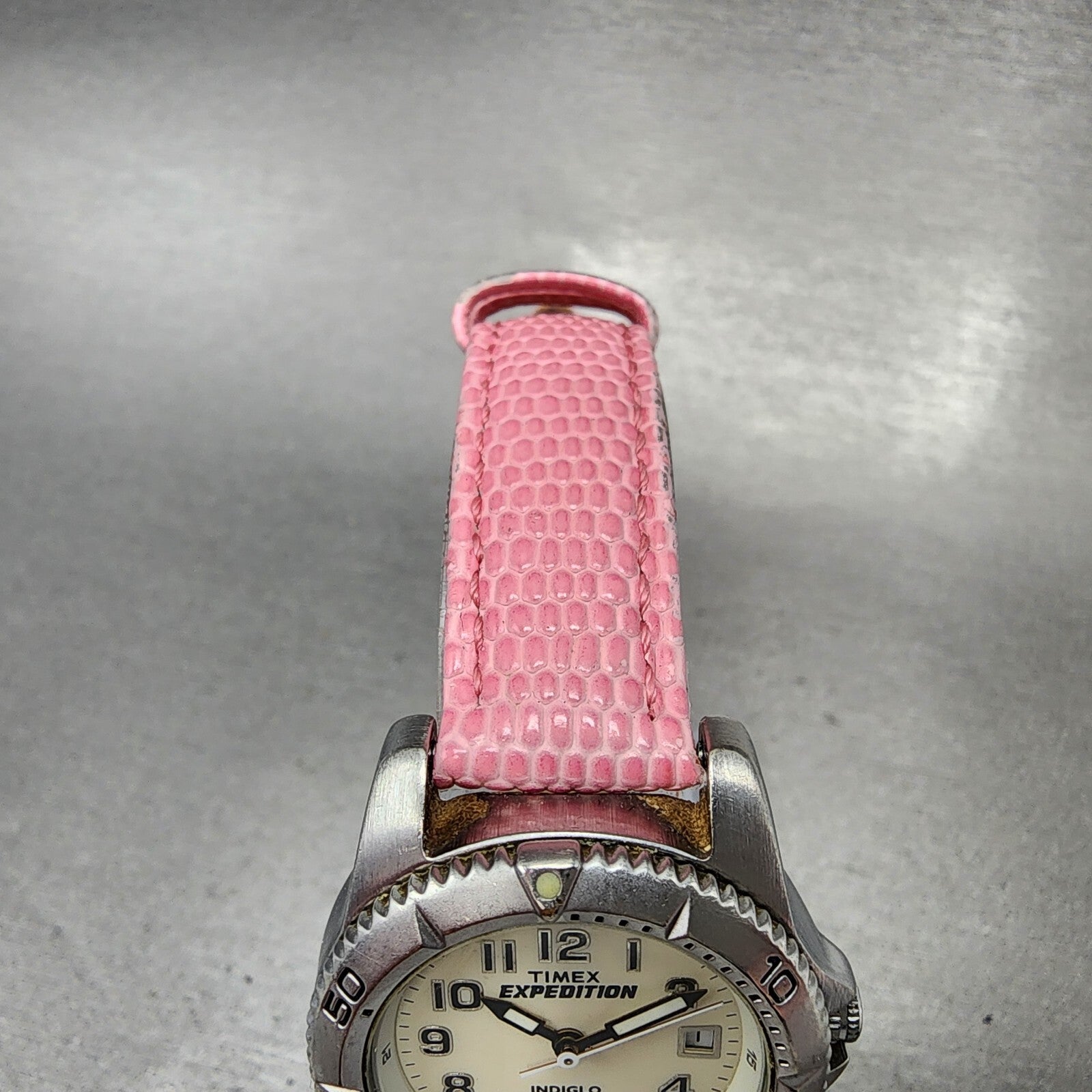 Timex Expedition Watch Women 31mm Cream Dial Steel Date Round New Battery4