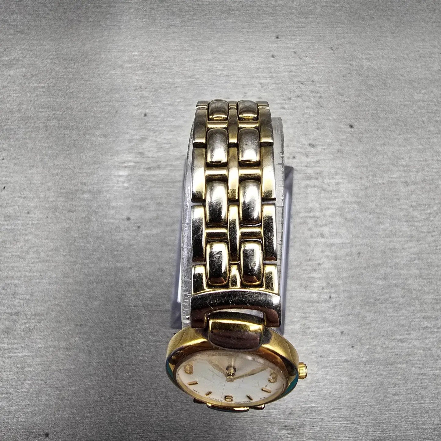 Seiko Watch Women 21mm MOP Dial Two Tone Round 1N00-0GR0 New Battery Vintage4