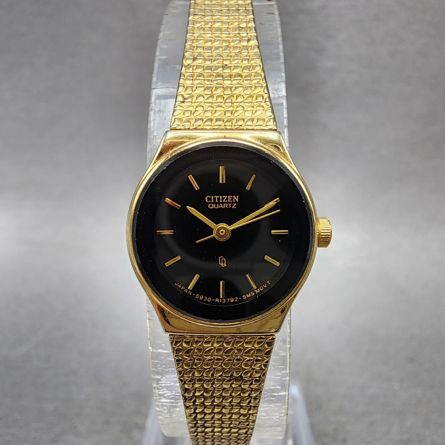 Citizen Watch Women 18mm Black Dial Gold Tone Round 5930R02467 New Battery0