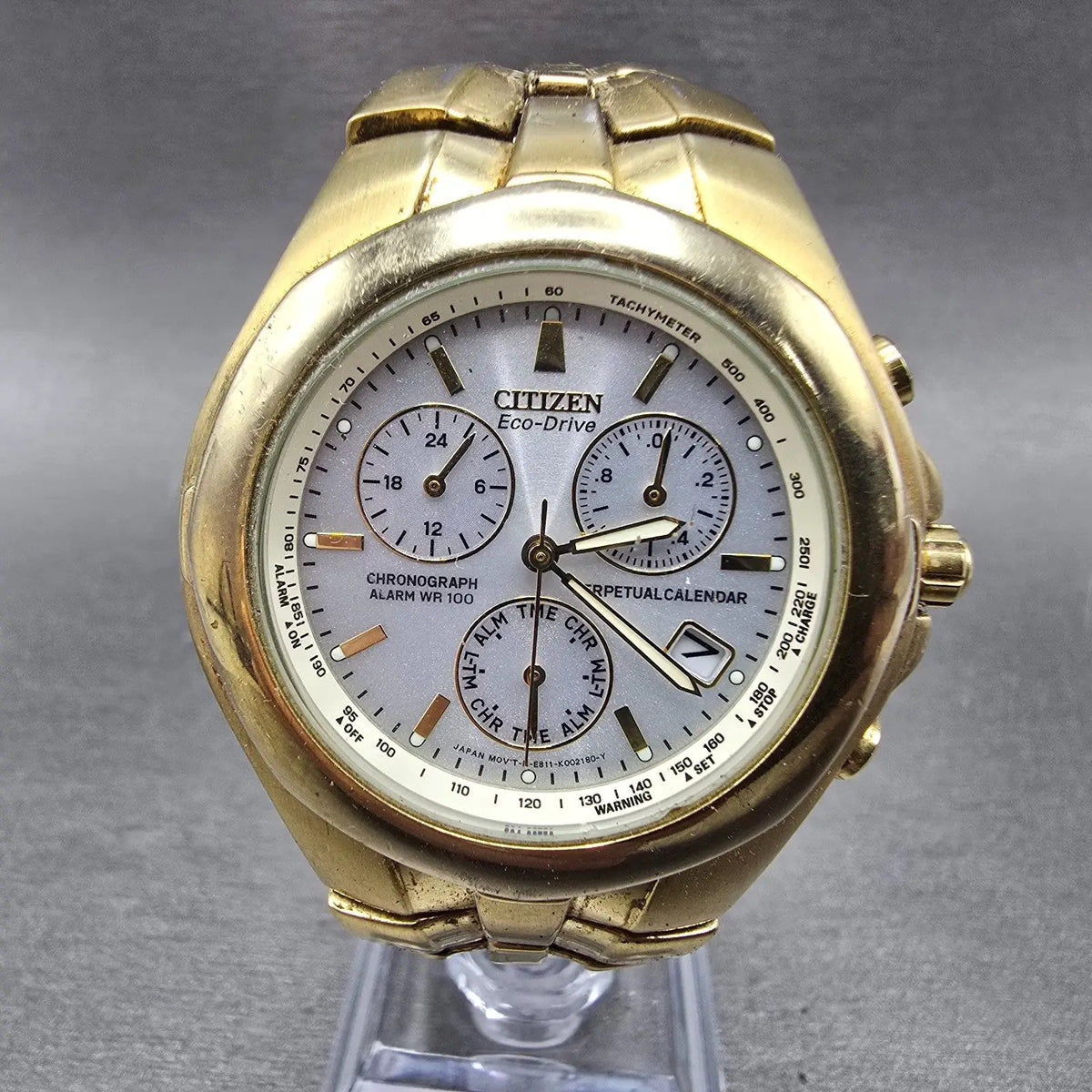 Citizen Eco-Drive Chronograph Watch Men 39mm White Dial Gold Alarm Perpetual Cal0