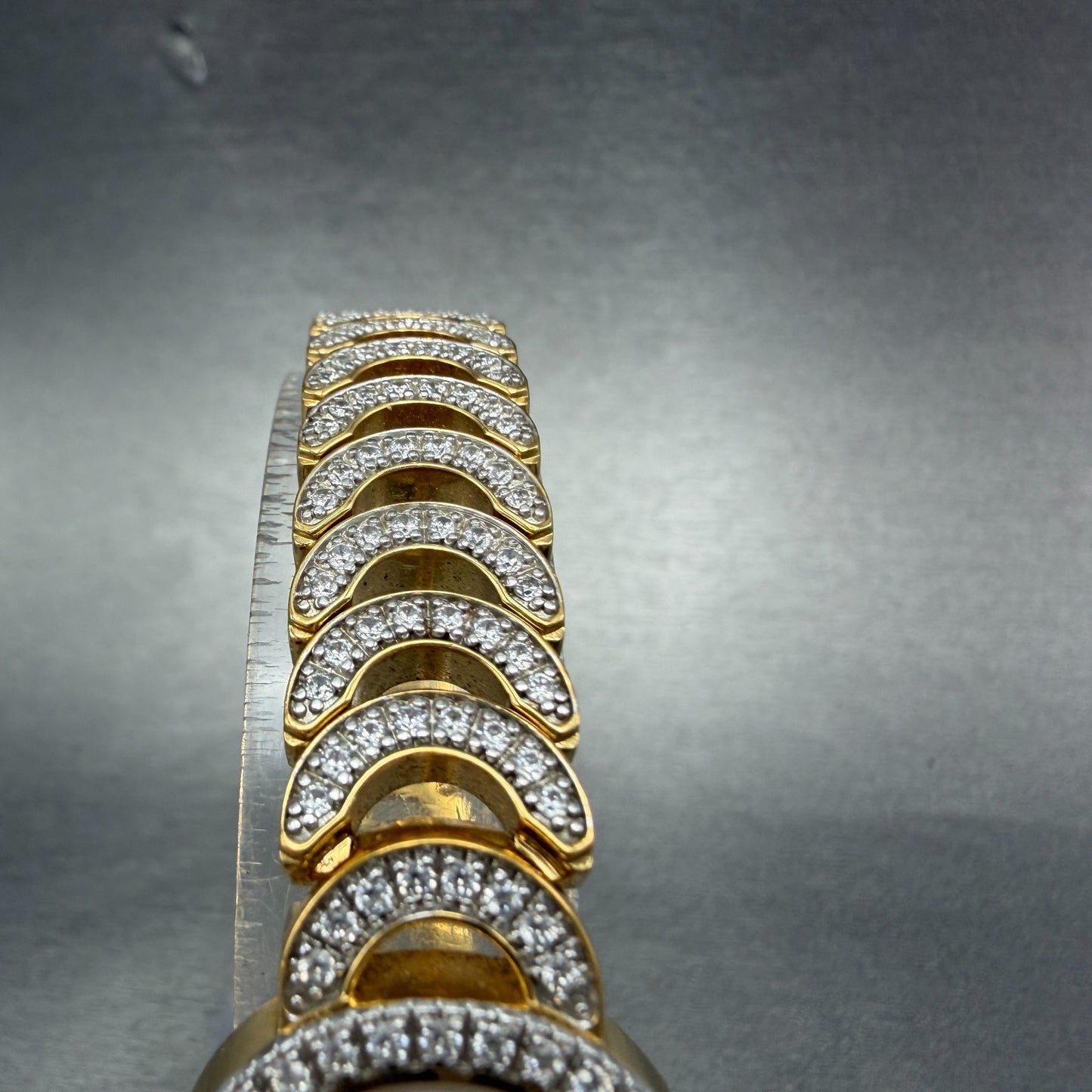 Wittnauer Watch Women 22mm MOP Dial Gold Tone Round Crystal Accents New Battery4