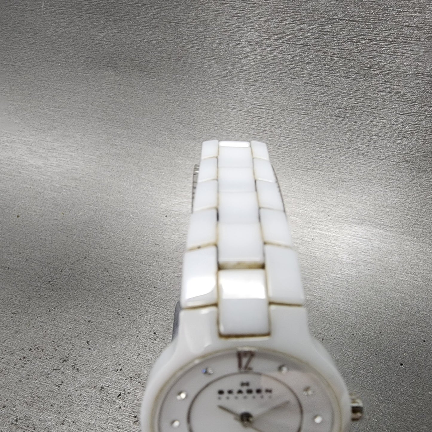 Skagen watch Women 27mm White Dial White Ceramic Round 572SSXWC New Battery4