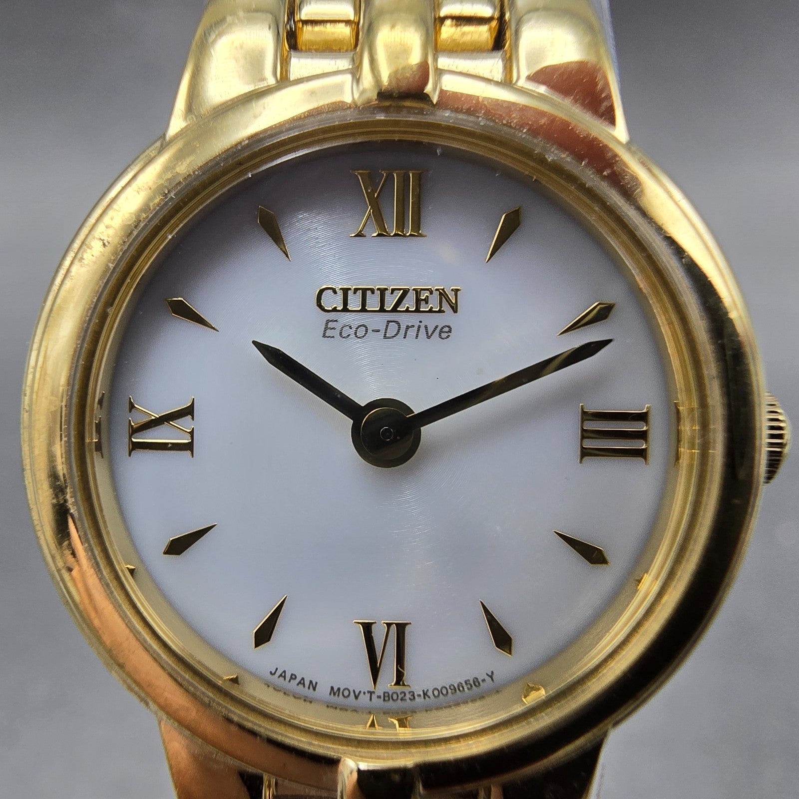 Citizen Eco-Drive Watch Women 21mm White Dial Gold Tone Round B023-K006589 Runs1