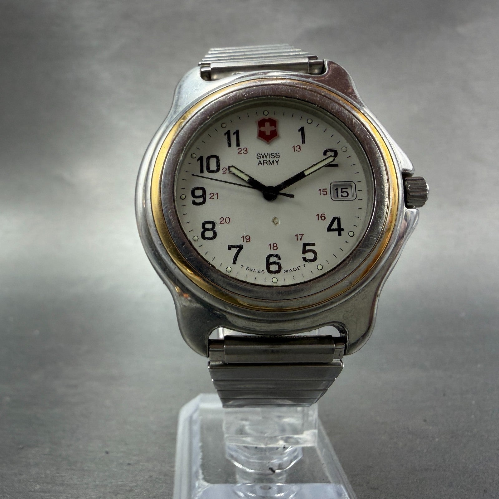 Swiss Army Victorinox Watch Men 39mm White Dial Two Tone Date Round PARTS VTG6