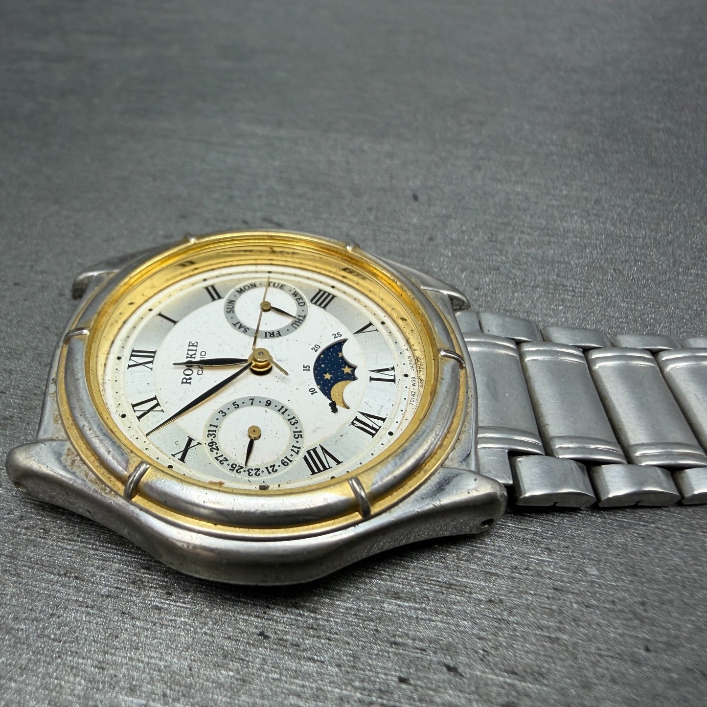 Caasio Rookie Moonphase Watch Men 34mm White Dial Silver Tone RKM-951 PARTS7